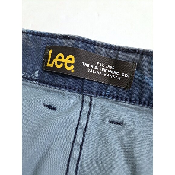 USA Patriotic Men's Size 32 Blue Stars All Over Print 4th July Shorts American - Picture 3 of 7